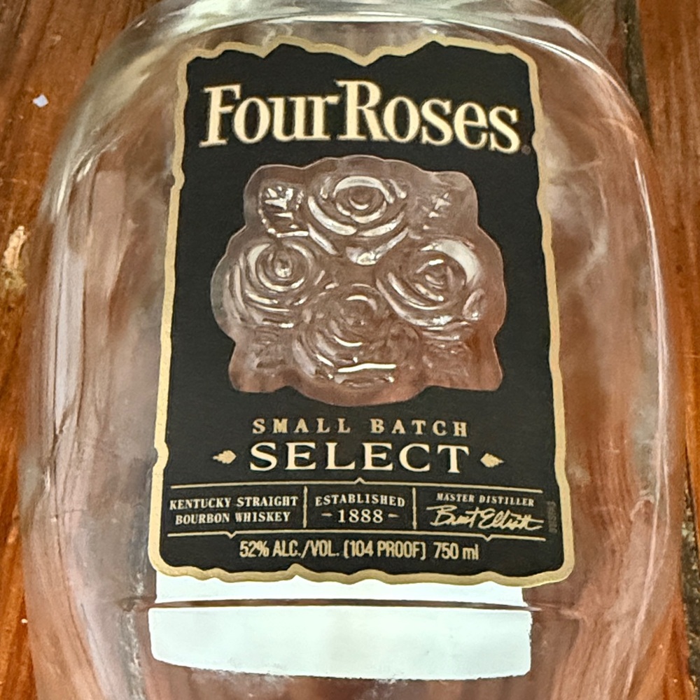 Four Roses Small Batch Select Bourbon Bottle - Picture 4 of 4